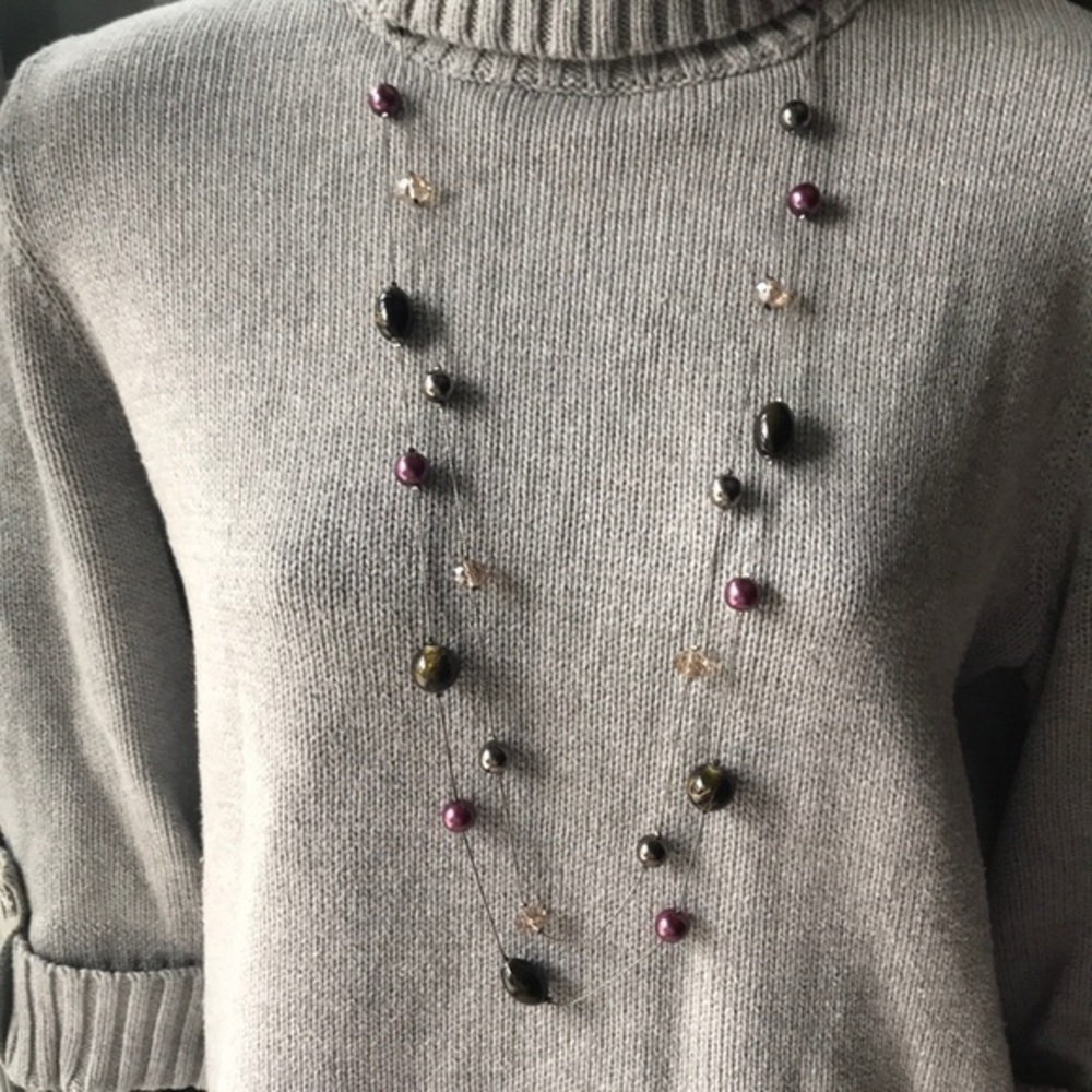 Beaded necklace